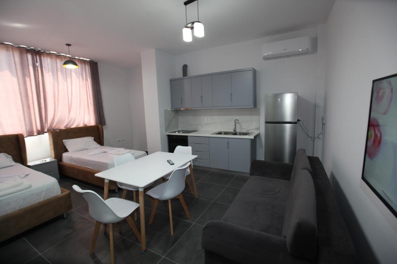 Deda Apartments Sarandë Eksteriør bilde