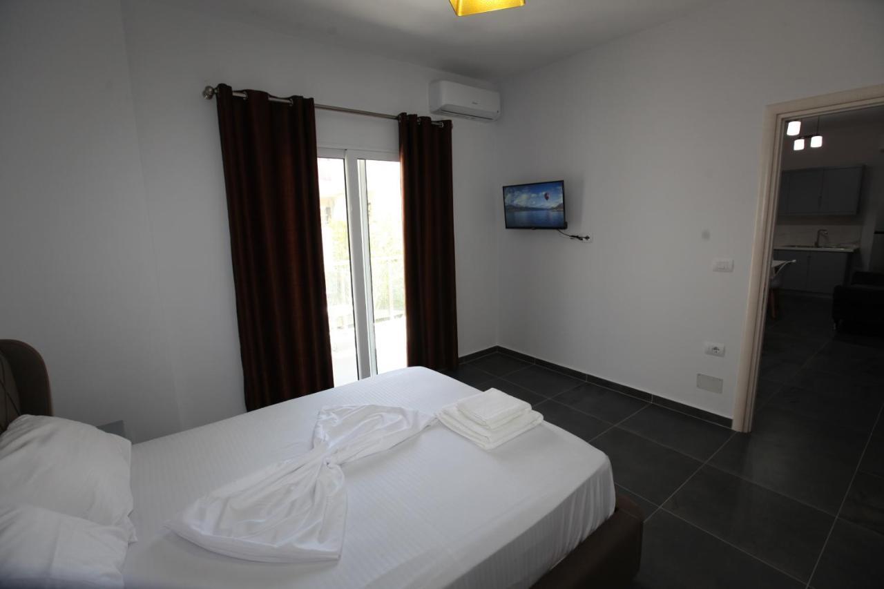 Deda Apartments Sarandë Eksteriør bilde