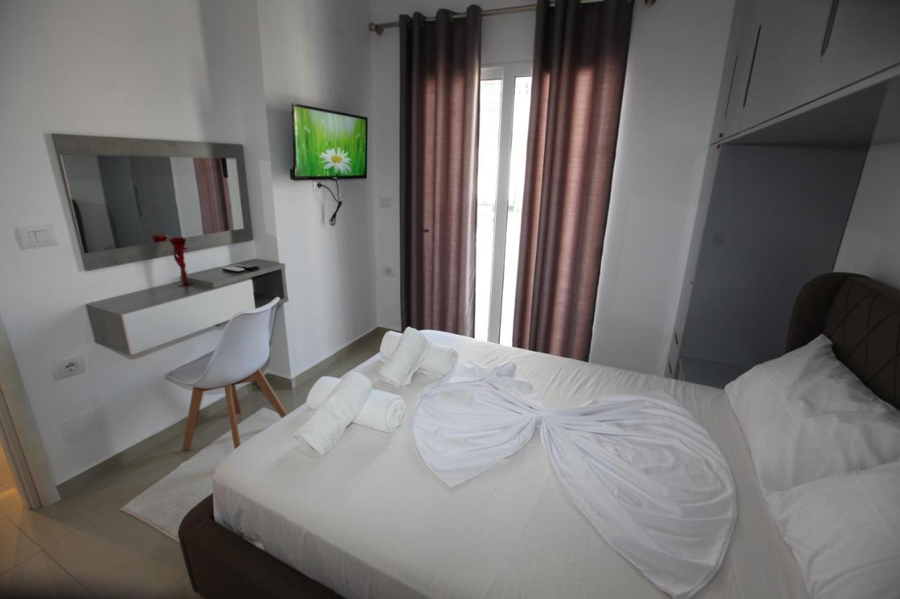 Deda Apartments Sarandë Eksteriør bilde